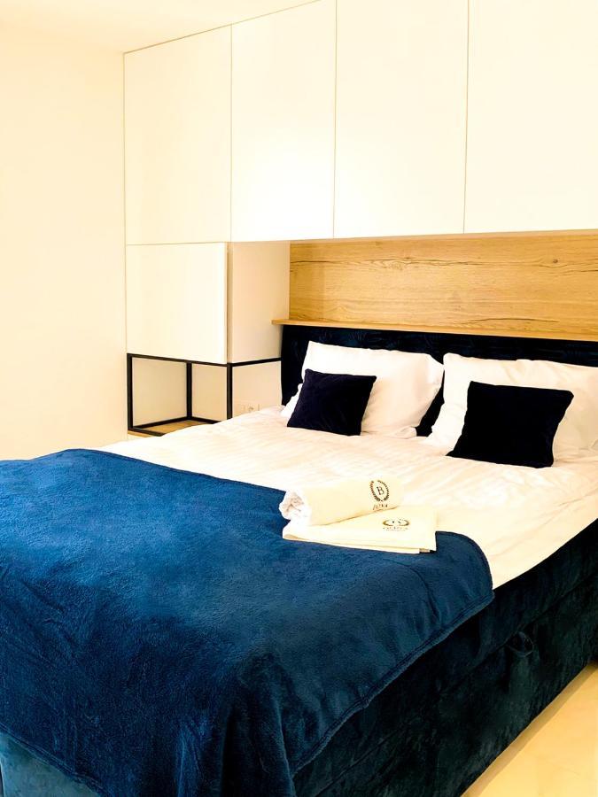 Bona Jacuzzi Club Aparthotel Cracovia Esterno foto
