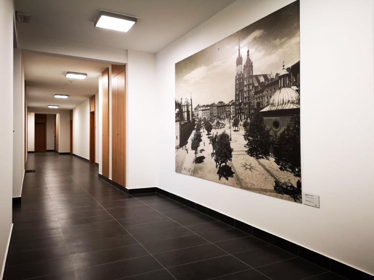 Bona Jacuzzi Club Aparthotel Cracovia Esterno foto